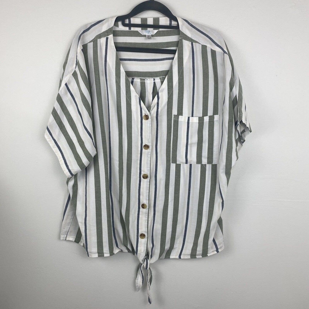 Time & Tru Button Up Blouse Size 14/18 Tie at Bottom one Pocket Short Sleeves